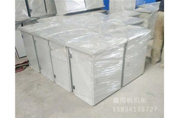 弱電機房項目中，如何選擇合適的網(wǎng)絡(luò )服務(wù)器機柜？